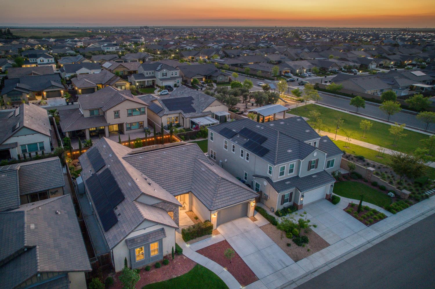 598 Crescent Lane Madera, CA 93636 - Photo 76 of 80 an aerial view of residential houses with outdoor space