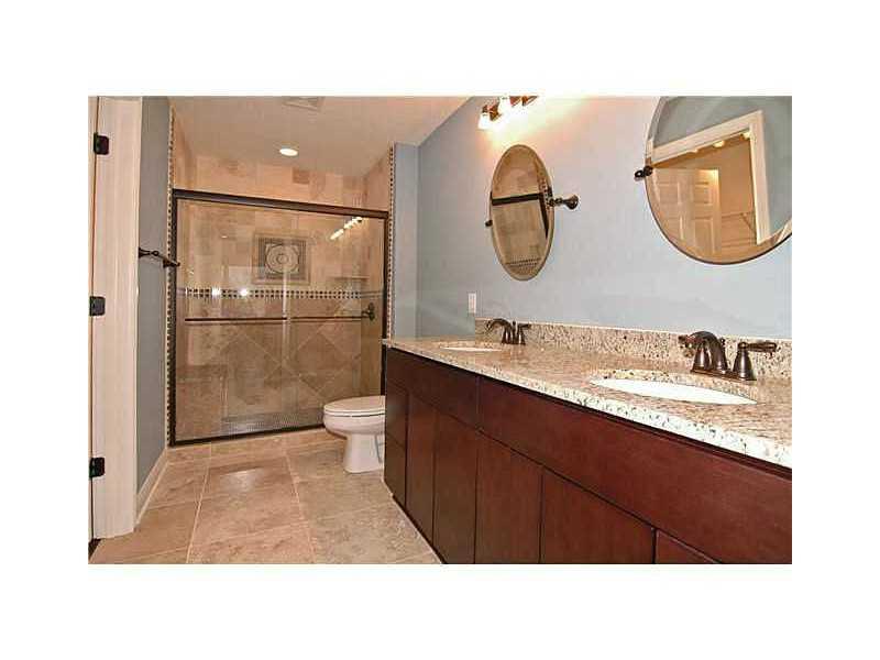 9732 Highpoint Ridge Drive, Unit 100 Fishers, IN 46037 - Photo 5 of 12 Gallery Image 5