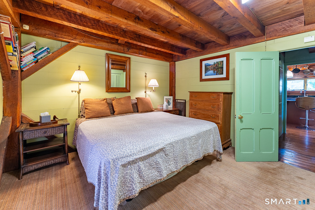 71 Mystic Road North Stonington, CT 06359 - Photo 14 of 32