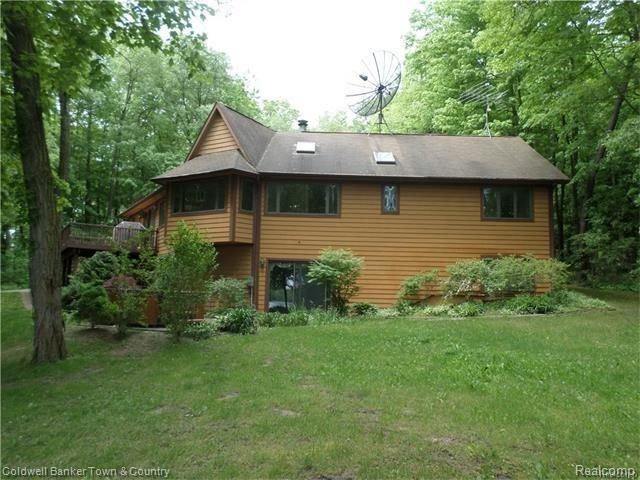2560 Melvin Road Pinckney, MI 48169 - Photo 2 of 8 GetMedia-1.ashx