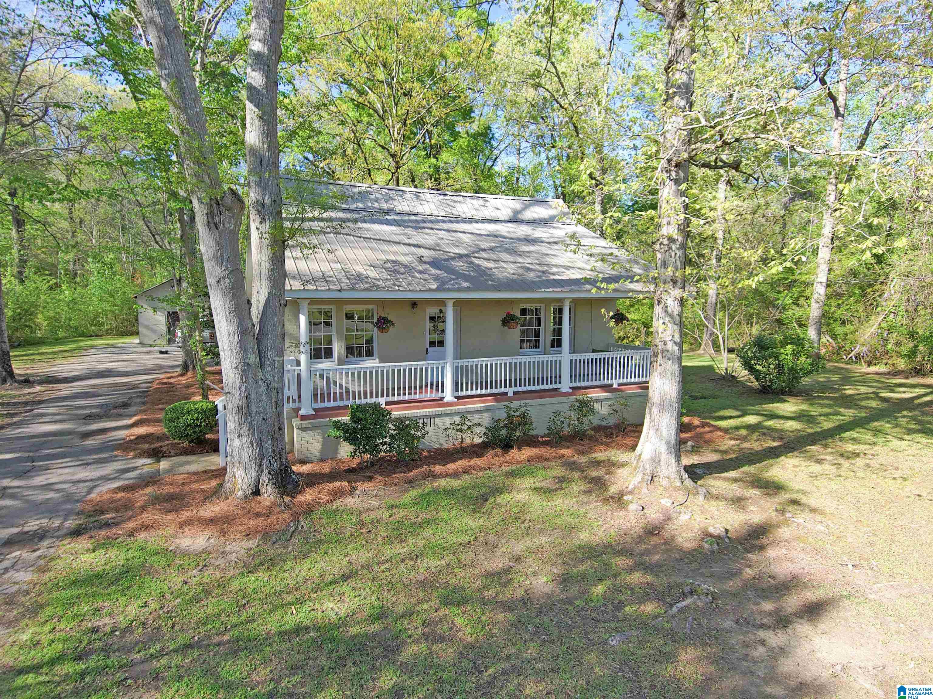 3939 Woodhaven Road Birmingham, AL 35244 - Photo 1 of 27