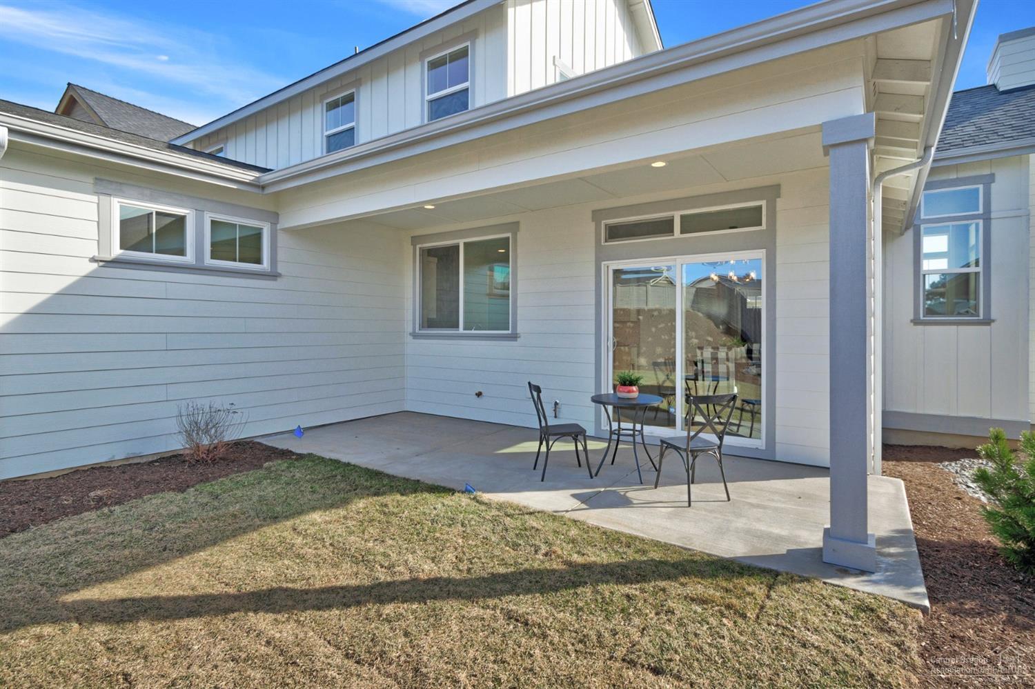 60118 Southeast Ruby Peak Loop Bend, OR 97702 - Photo 23 of 25 Gallery Image 23