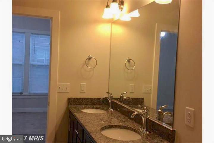 9804 Fields Road Gaithersburg, MD 20878 - Photo 9 of 12