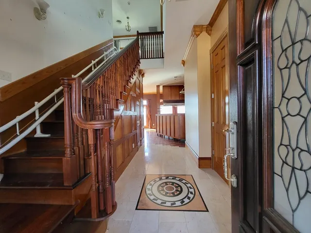 a view of entryway and hall