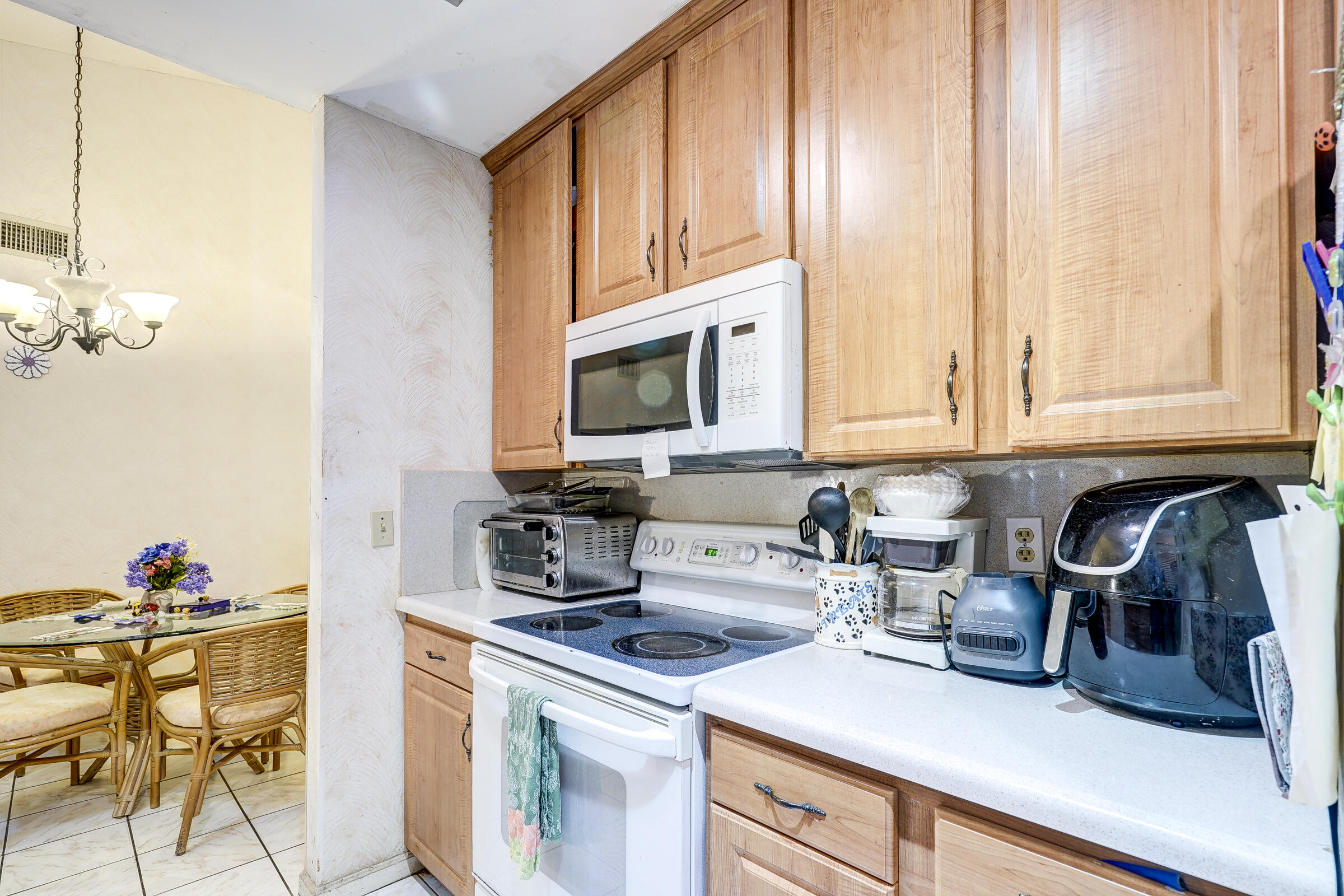 1073 Goldenrod Road Wellington, FL 33414 - Photo 10 of 27 1073Goldenrod-20