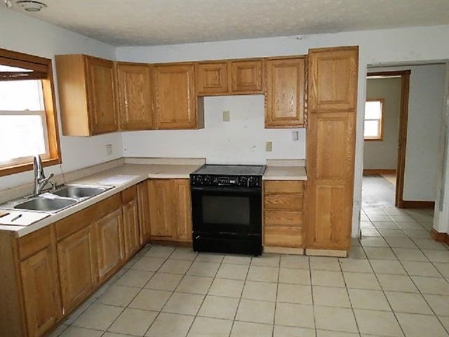278 North Hillsboro Road New Castle, IN 47362 - Photo 3 of 6 Gallery Image 3
