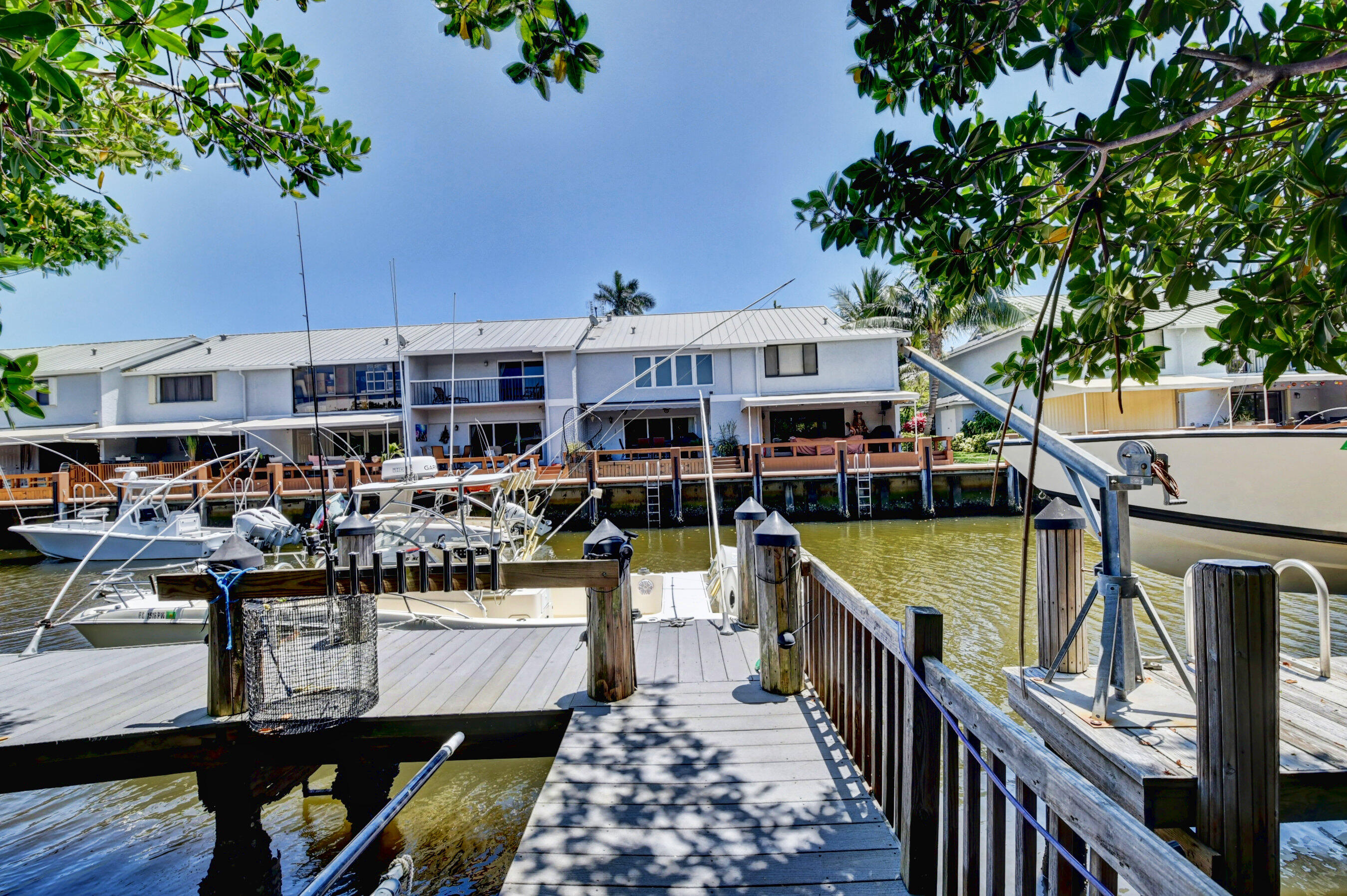 646 Mariners Way Boynton Beach, FL 33435 - Photo 47 of 49 Private Boat Dock