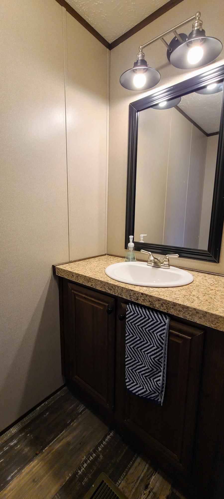 429 Pea Ridge Road Sunbright, TN 37872 - Photo 37 of 38 Half Bath