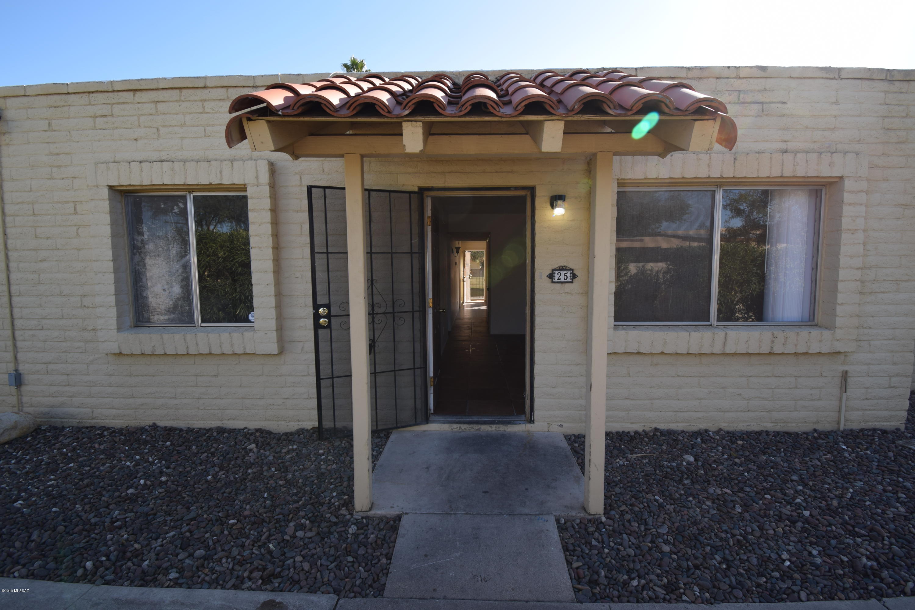 810 South Kolb Road, Unit 25 Tucson, AZ 85710 - Photo 1 of 19 Gallery Image 1