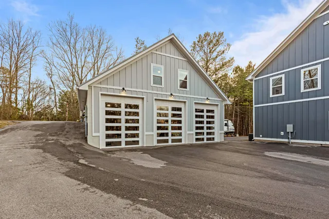 $775,000 | 413 Harp Switch Road, Chickamauga, GA 30707