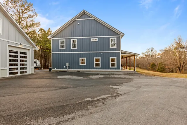 $775,000 | 413 Harp Switch Road, Chickamauga, GA 30707