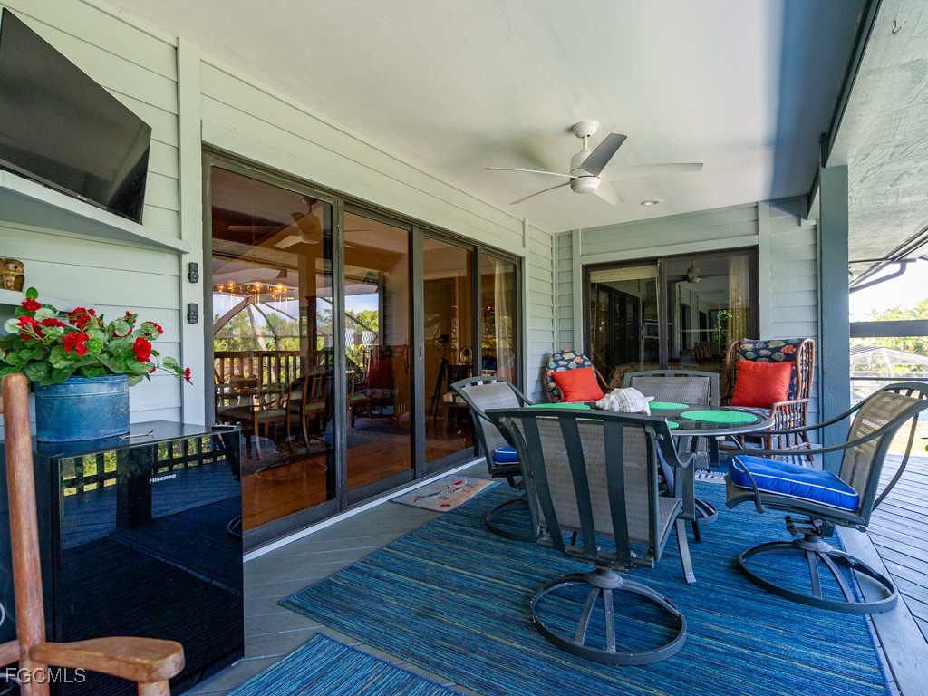 1379 Albatross Road Sanibel, FL 33957 - Photo 9 of 50