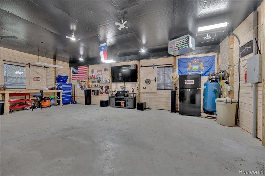 6789 Lyons Road Imlay City, MI 48444 - Photo 6 of 29