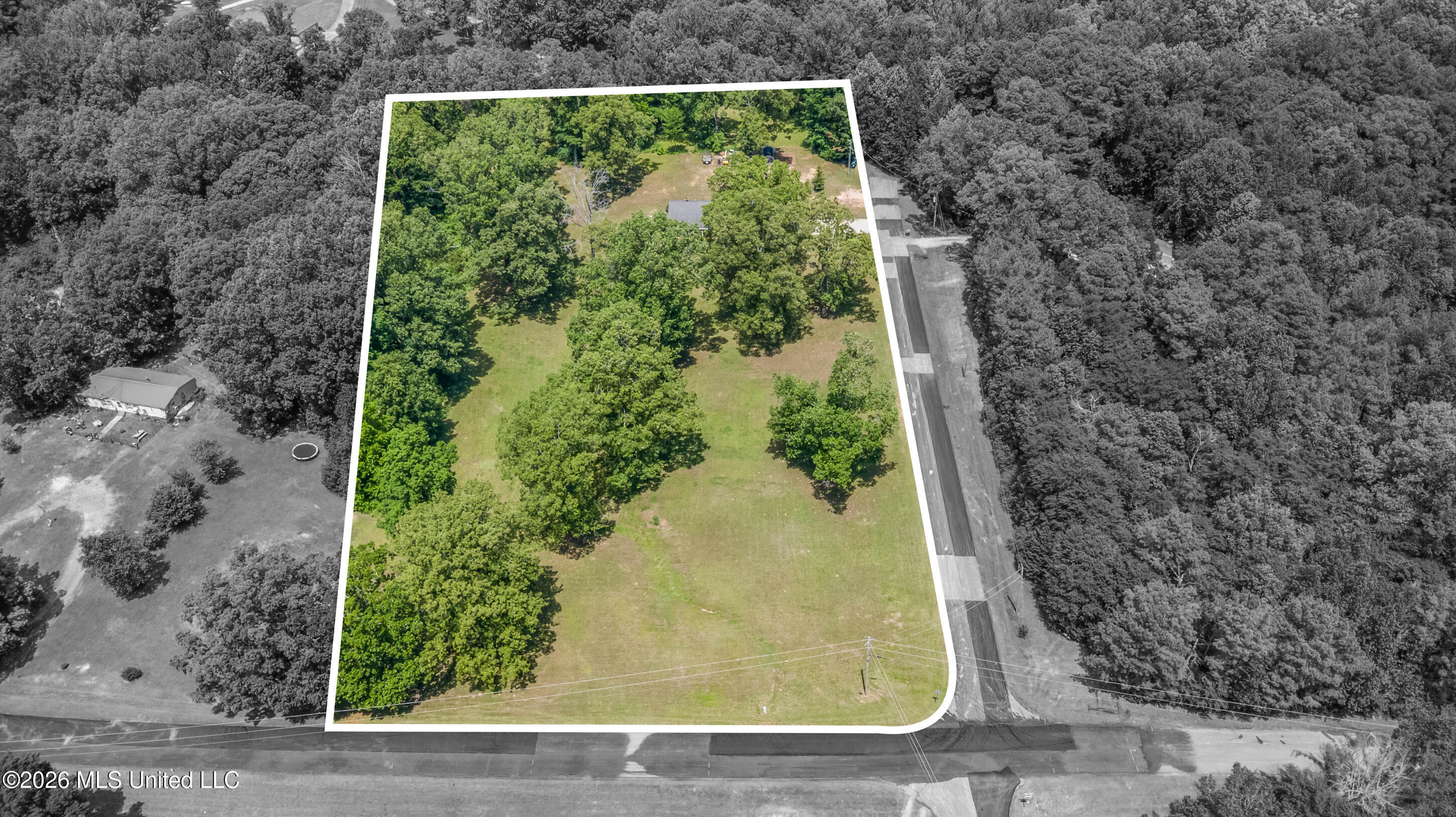 6759 Trinity Drive Hernando, MS 38632 - Photo 3 of 27 34_dji_0045_print lot lines