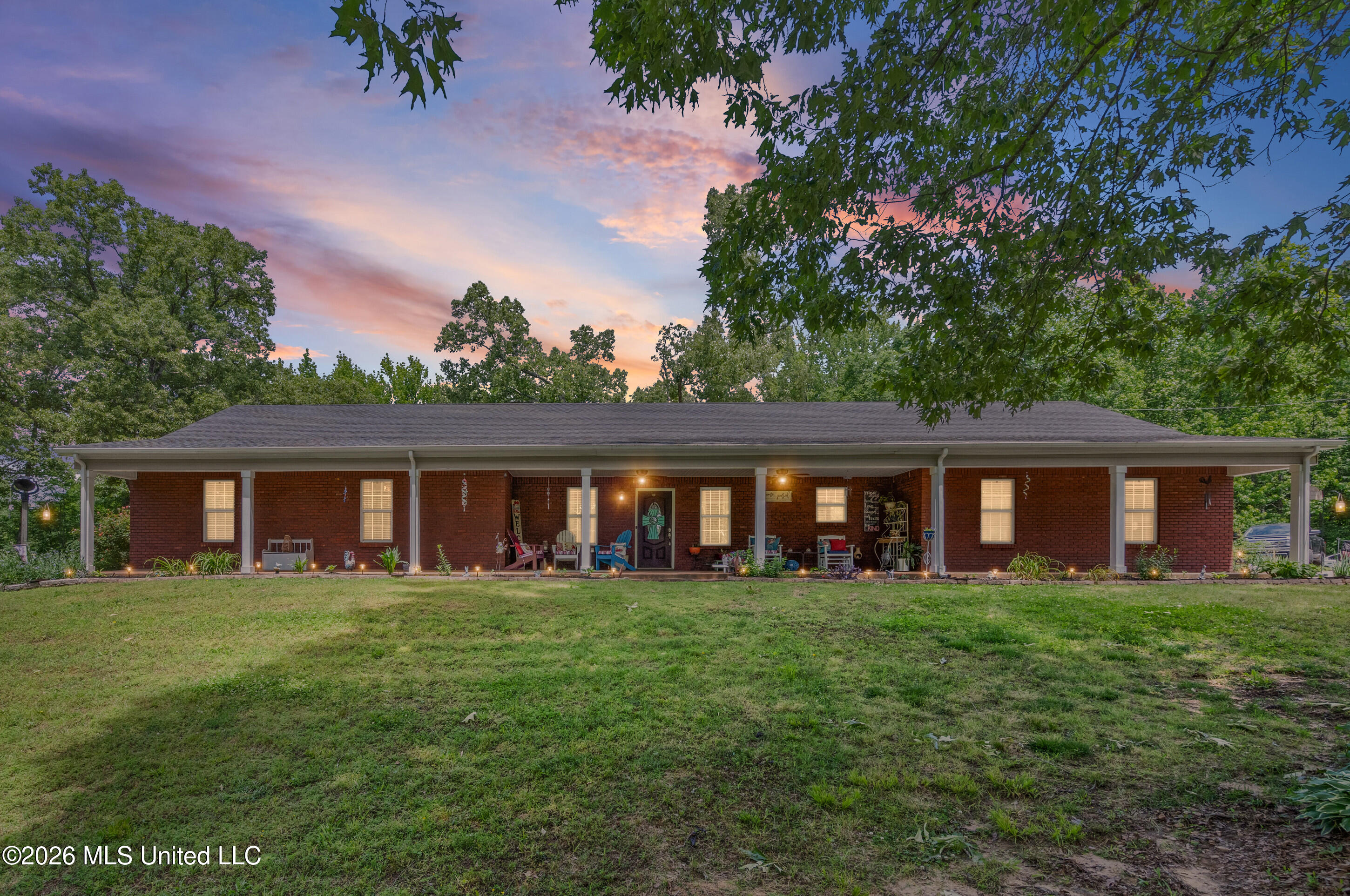 6759 Trinity Drive Hernando, MS 38632 - Photo 4 of 27 1__dsc0564_addon_dtd_print
