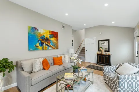 $725,000 | 282 West 22nd Street, Deer Park, NY 11729