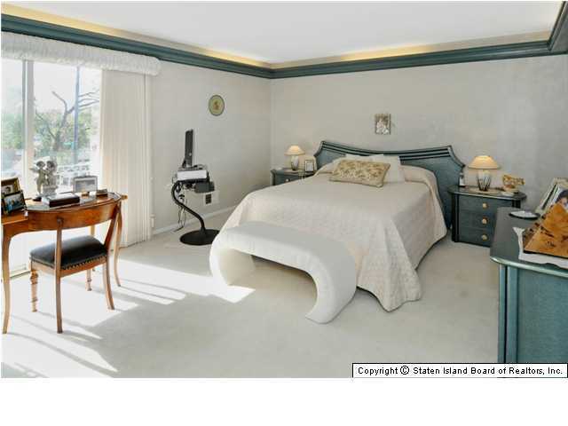 761 Sheldon Avenue Staten Island, NY 10312 - Photo 12 of 20 Additional Photo
