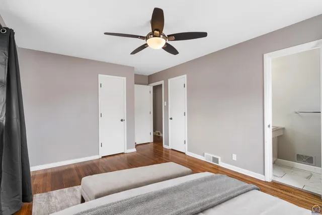 $195,000 | 1530 Southwest Wayne Avenue, Topeka, KS 66604