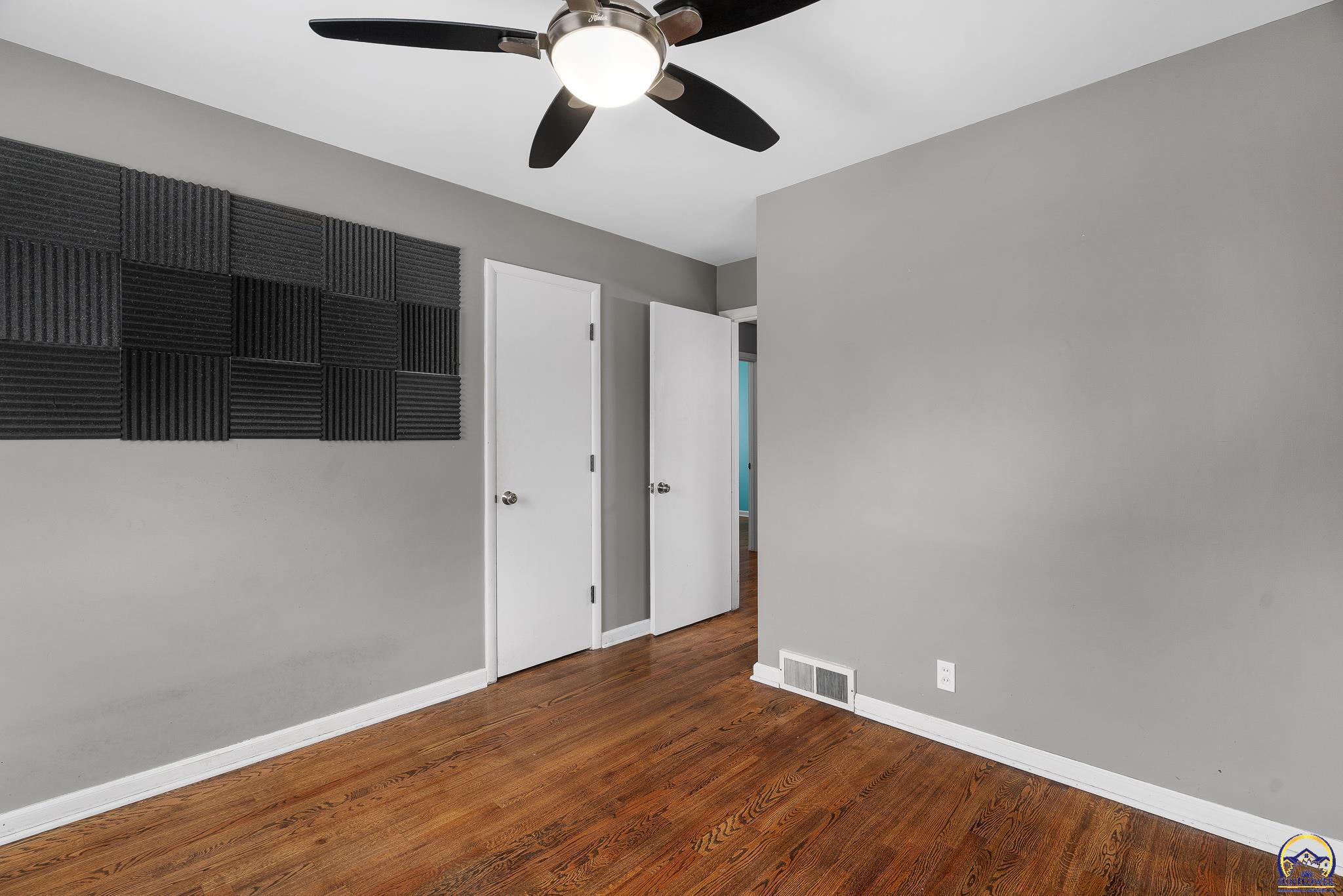 1530 Southwest Wayne Avenue Topeka, KS 66604 - Photo 23 of 41