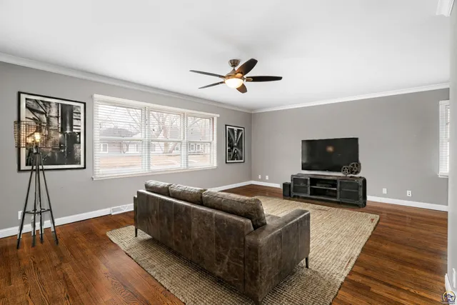 $195,000 | 1530 Southwest Wayne Avenue, Topeka, KS 66604