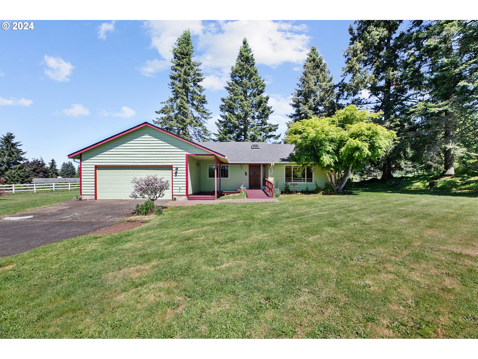 19605 South Unger Road Beavercreek, OR 97004 - Photo 1 of 46 Gallery Image 1