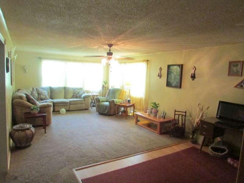 5927 Stringer Road Fruitport, MI 49415 - Photo 7 of 16 IMG_2530-800