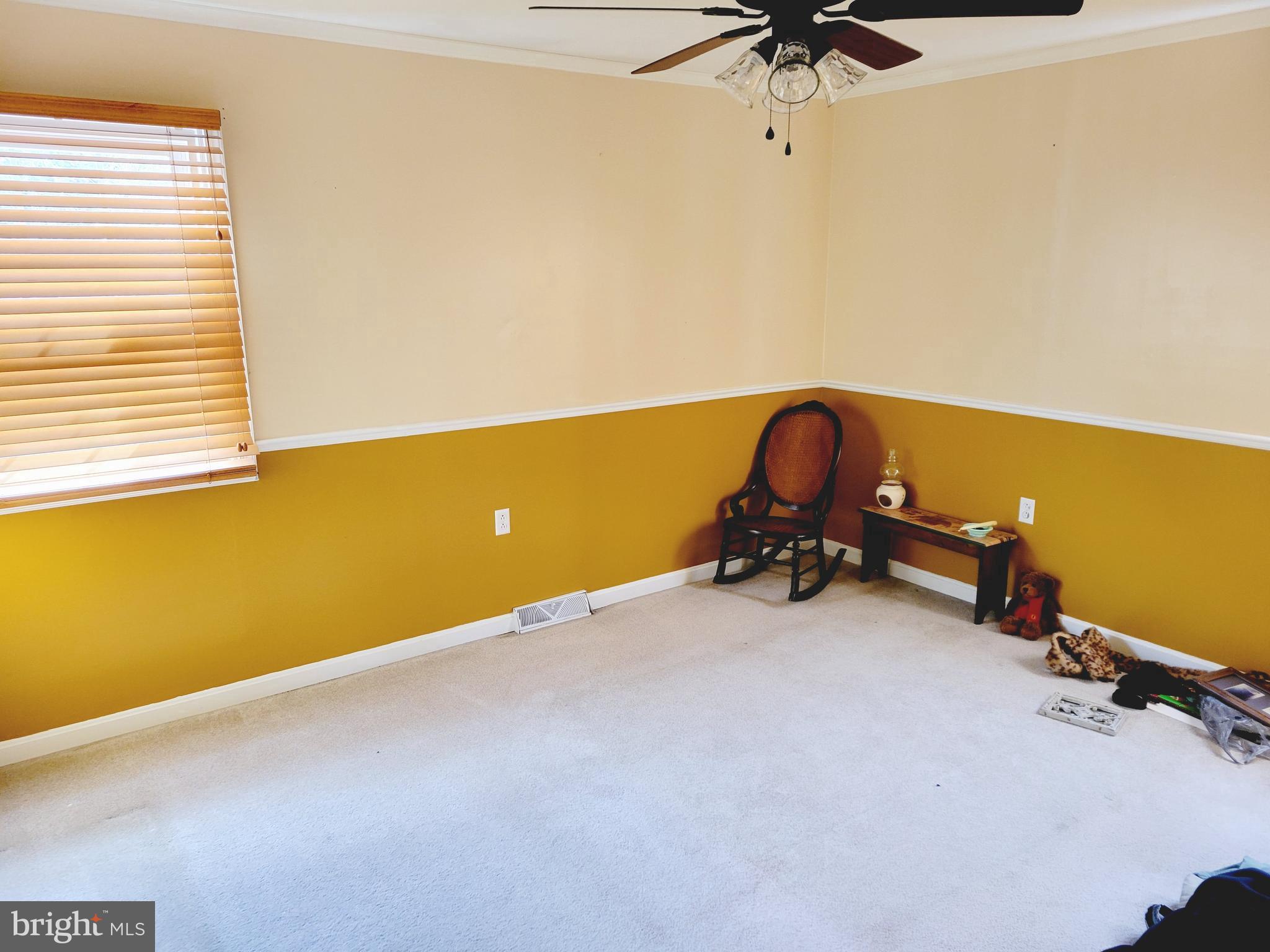 2330 Log Cabin Road York, PA 17408 - Photo 12 of 32