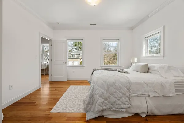 $2,995,000 | 8 Lake Street, Lexington, MA 02421