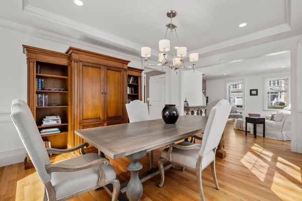 $2,995,000 | 8 Lake Street, Lexington, MA 02421