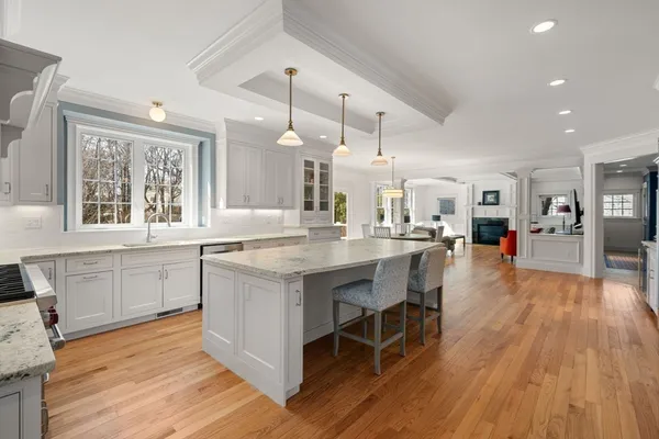 $2,995,000 | 8 Lake Street, Lexington, MA 02421