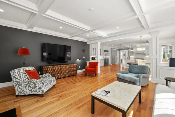 $2,995,000 | 8 Lake Street, Lexington, MA 02421