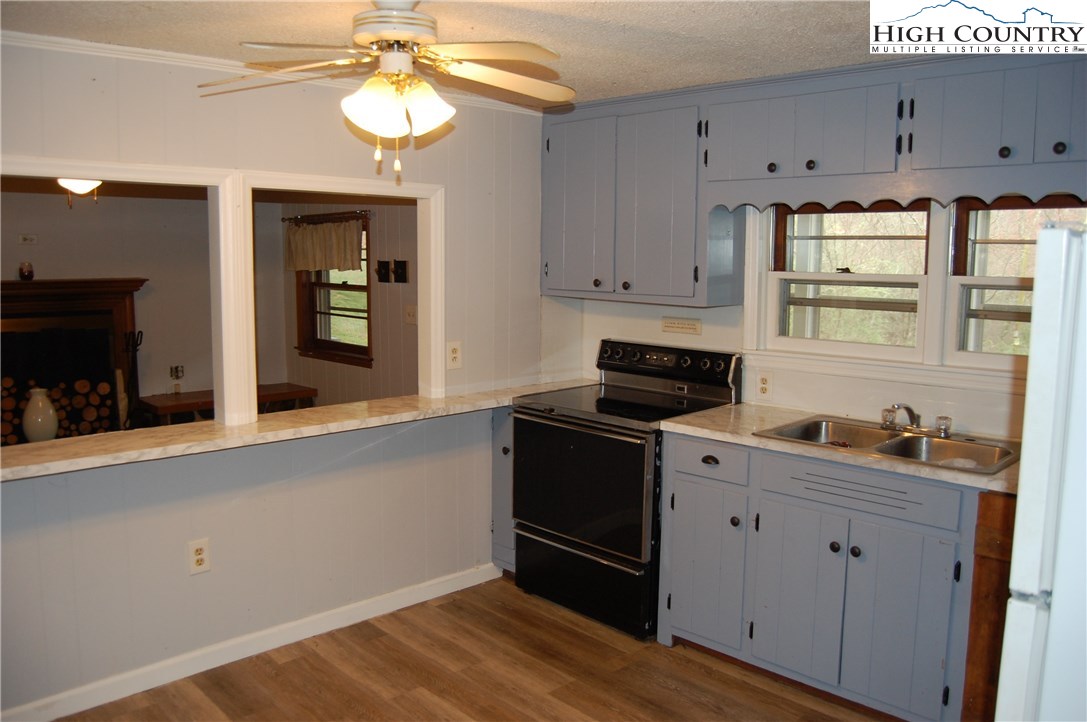 1698 Dewitt Road Sparta, NC 28675 - Photo 7 of 25 Gallery Image 7