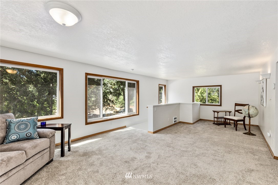 3313 Southeast 7th Street Renton, WA 98058 - Photo 11 of 29