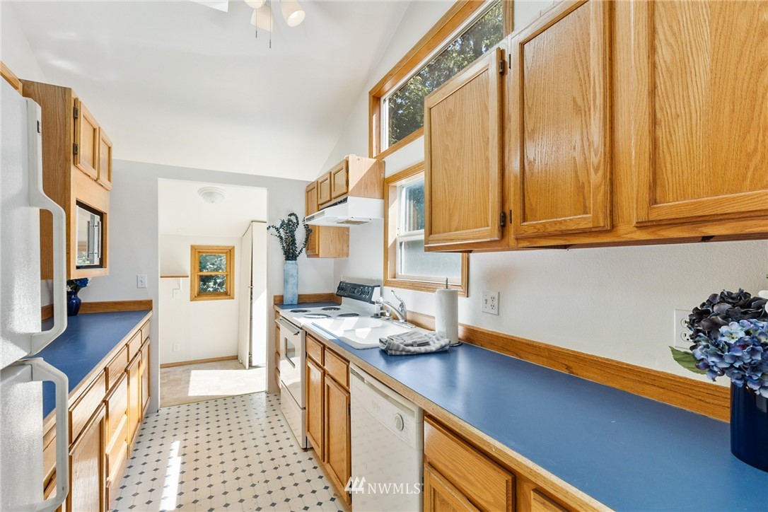 3313 Southeast 7th Street Renton, WA 98058 - Photo 19 of 29