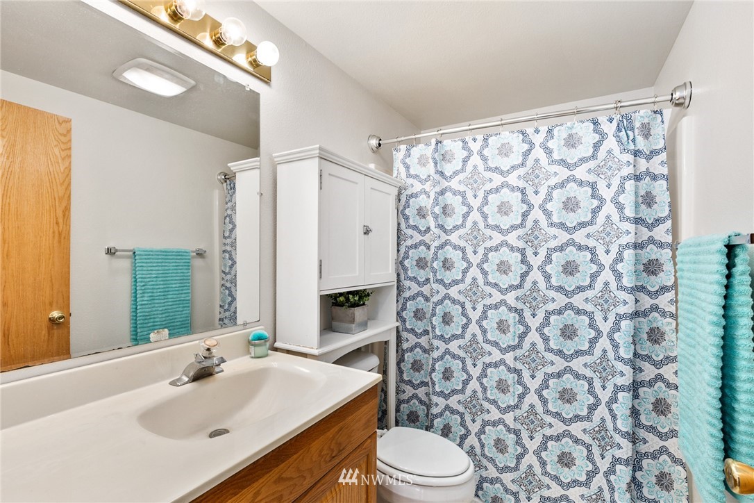 3313 Southeast 7th Street Renton, WA 98058 - Photo 7 of 29