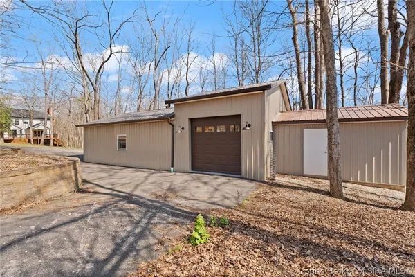 $695,000 | 5320 Buttontown Road, Georgetown, IN 47122