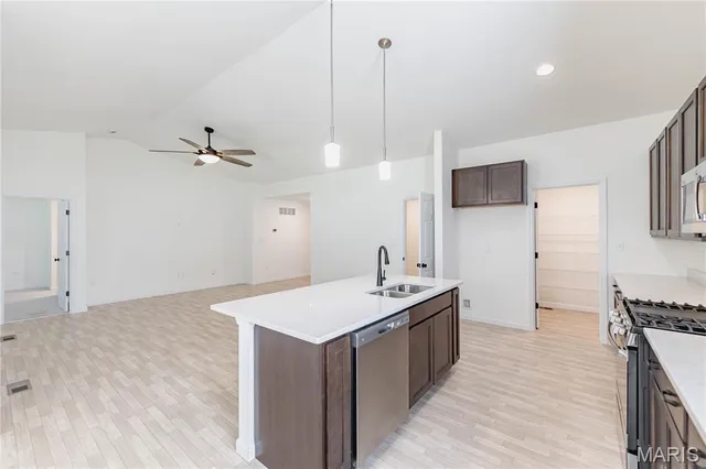 $368,000 | 3135 White Pine Drive, Imperial, MO 63052