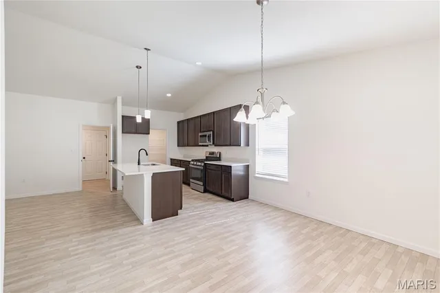 $368,000 | 3135 White Pine Drive, Imperial, MO 63052