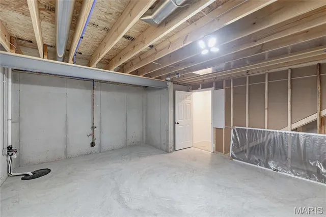 $368,000 | 3135 White Pine Drive, Imperial, MO 63052