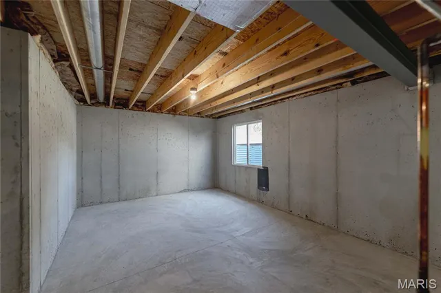 $368,000 | 3135 White Pine Drive, Imperial, MO 63052