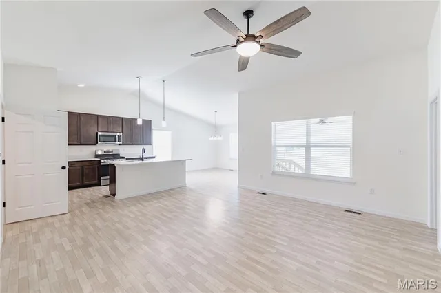 $368,000 | 3135 White Pine Drive, Imperial, MO 63052