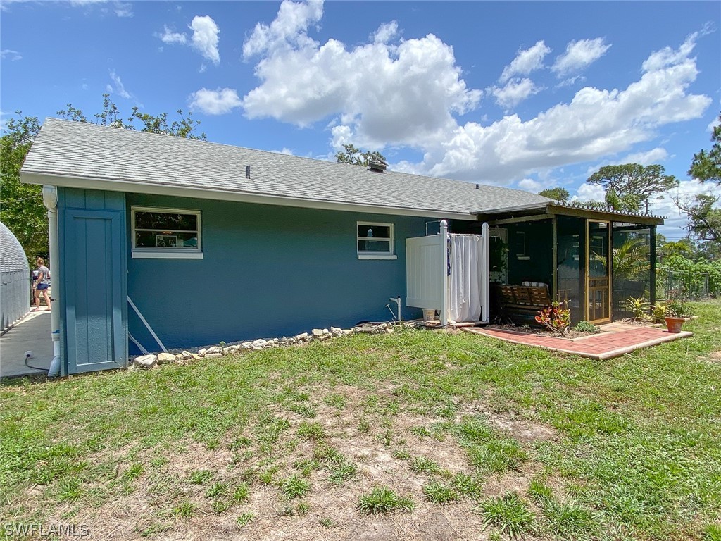2440 Herzog Road Alva, FL 33920 - Photo 17 of 33 Gallery Image 17
