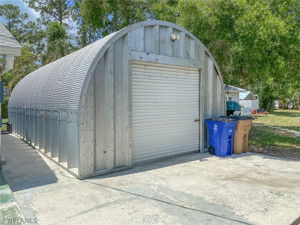 2440 Herzog Road Alva, FL 33920 - Photo 20 of 33 Gallery Image 20