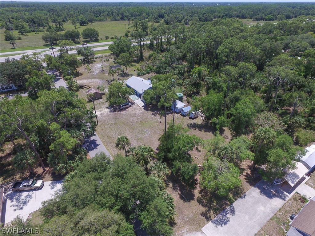2440 Herzog Road Alva, FL 33920 - Photo 25 of 33 Gallery Image 25