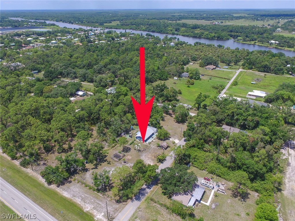2440 Herzog Road Alva, FL 33920 - Photo 27 of 33 Gallery Image 27