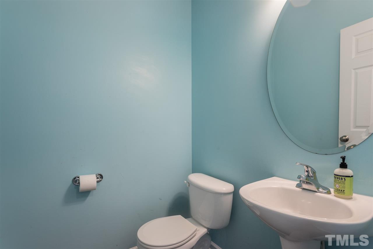 233 Cooke Street Raleigh, NC 27601 - Photo 14 of 27 Powder room / half bath