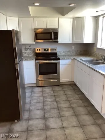 $1,400 | 2201 Mars Avenue, Unit B, North Las Vegas, NV 89030