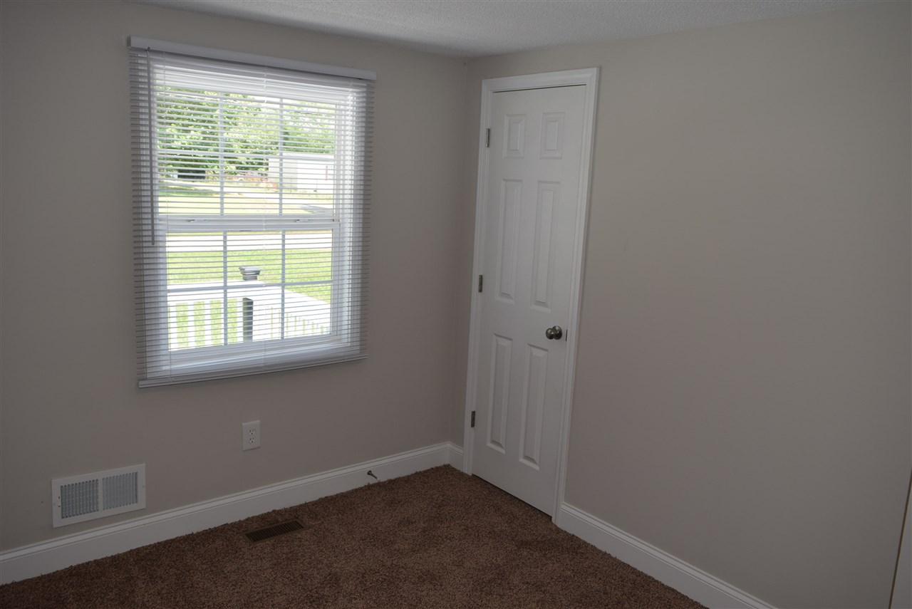 520 Mayo Road Cowpens, SC 29330 - Photo 25 of 33