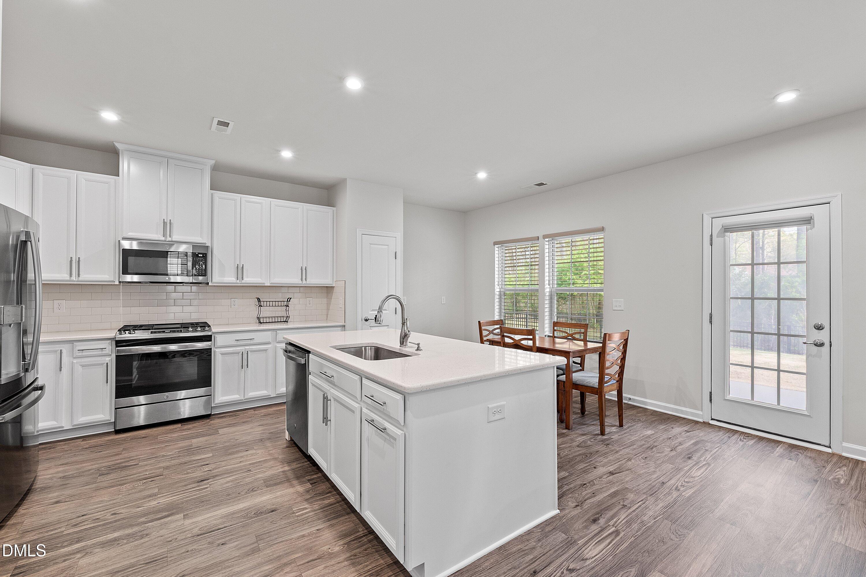 1668 Ripley Woods Street Wake Forest, NC 27587 - Photo 9 of 45 14-1668 Ripley Woods _6252