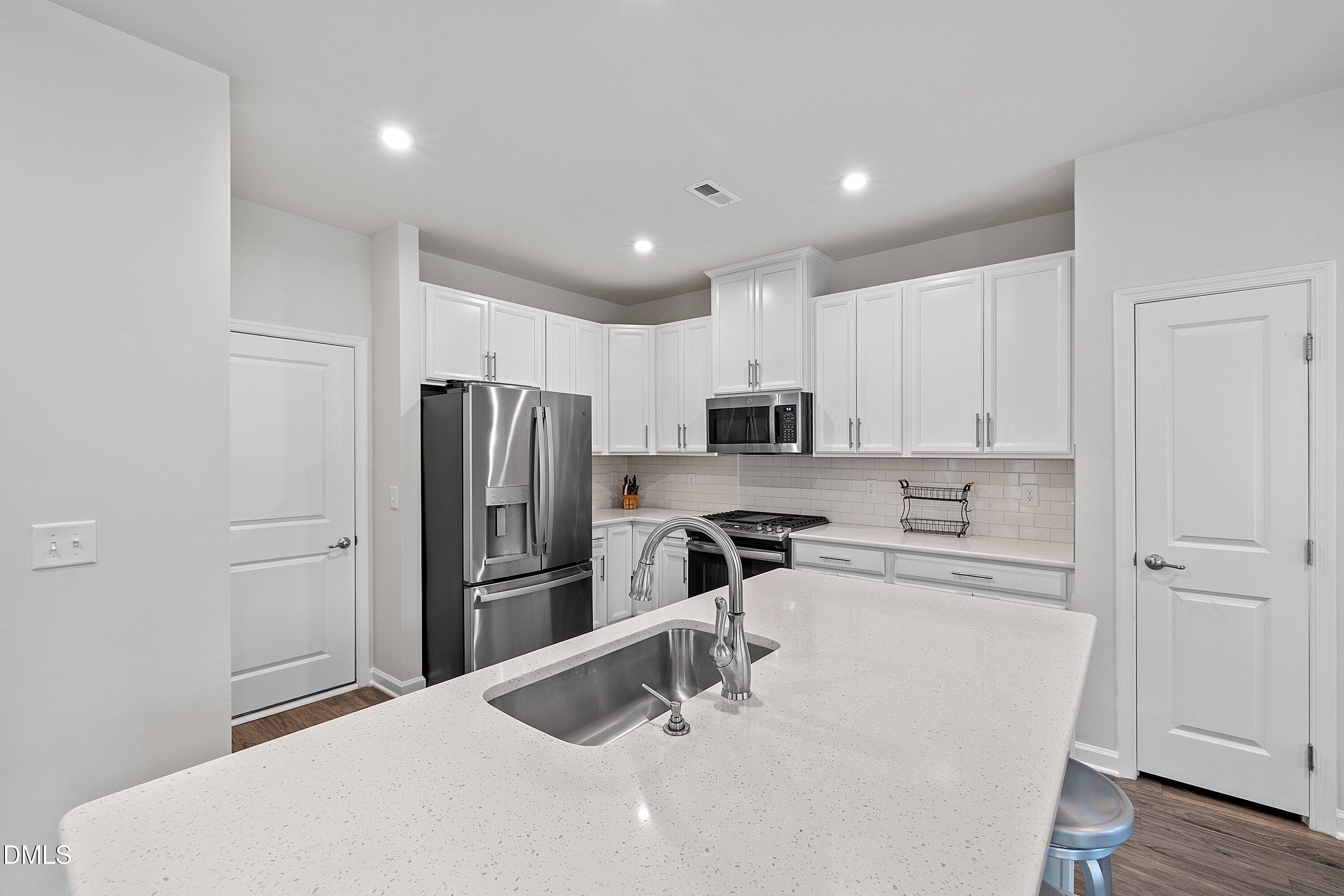 1668 Ripley Woods Street Wake Forest, NC 27587 - Photo 15 of 45 20-1668 Ripley Woods _6282